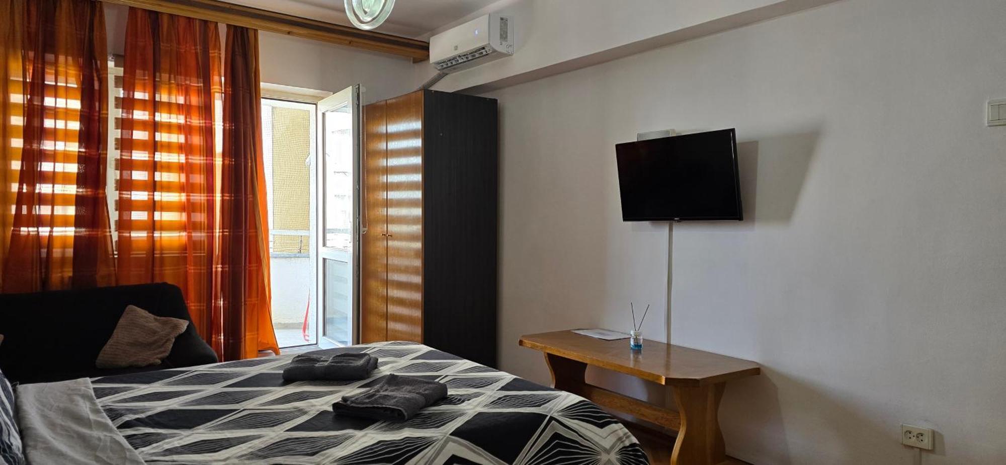 Central Residence Ploiesti Exterior photo
