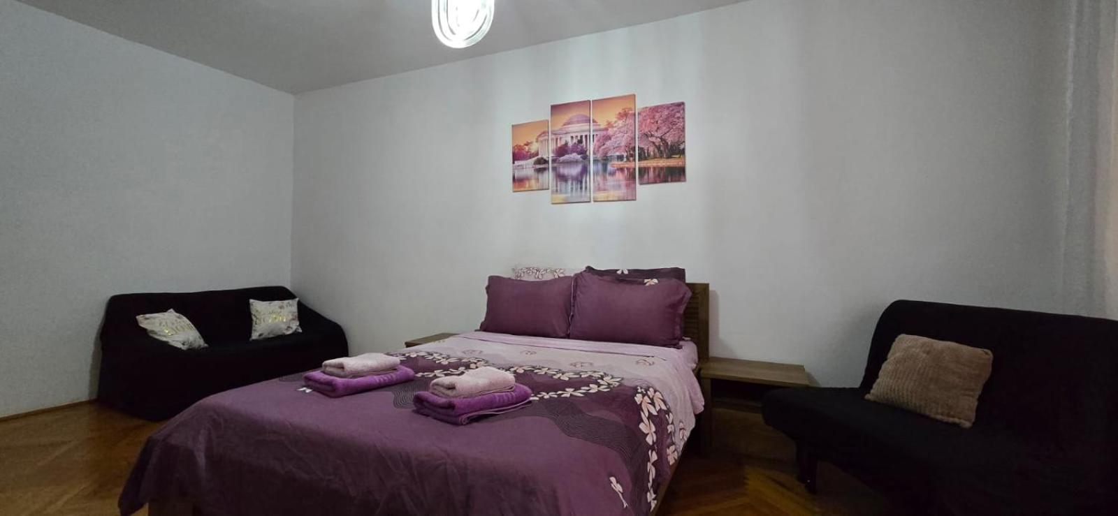 Central Residence Ploiesti Exterior photo